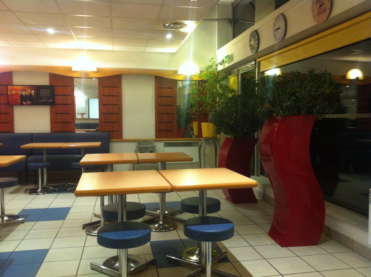 Ibis Budget Bezons Bagian luar foto