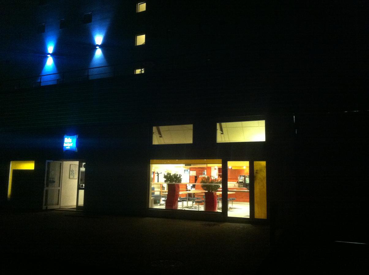 Ibis Budget Bezons Bagian luar foto