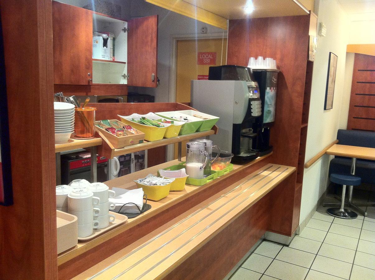 Ibis Budget Bezons Bagian luar foto