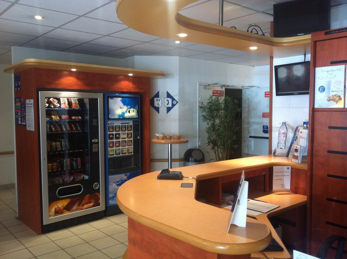 Ibis Budget Bezons Bagian luar foto
