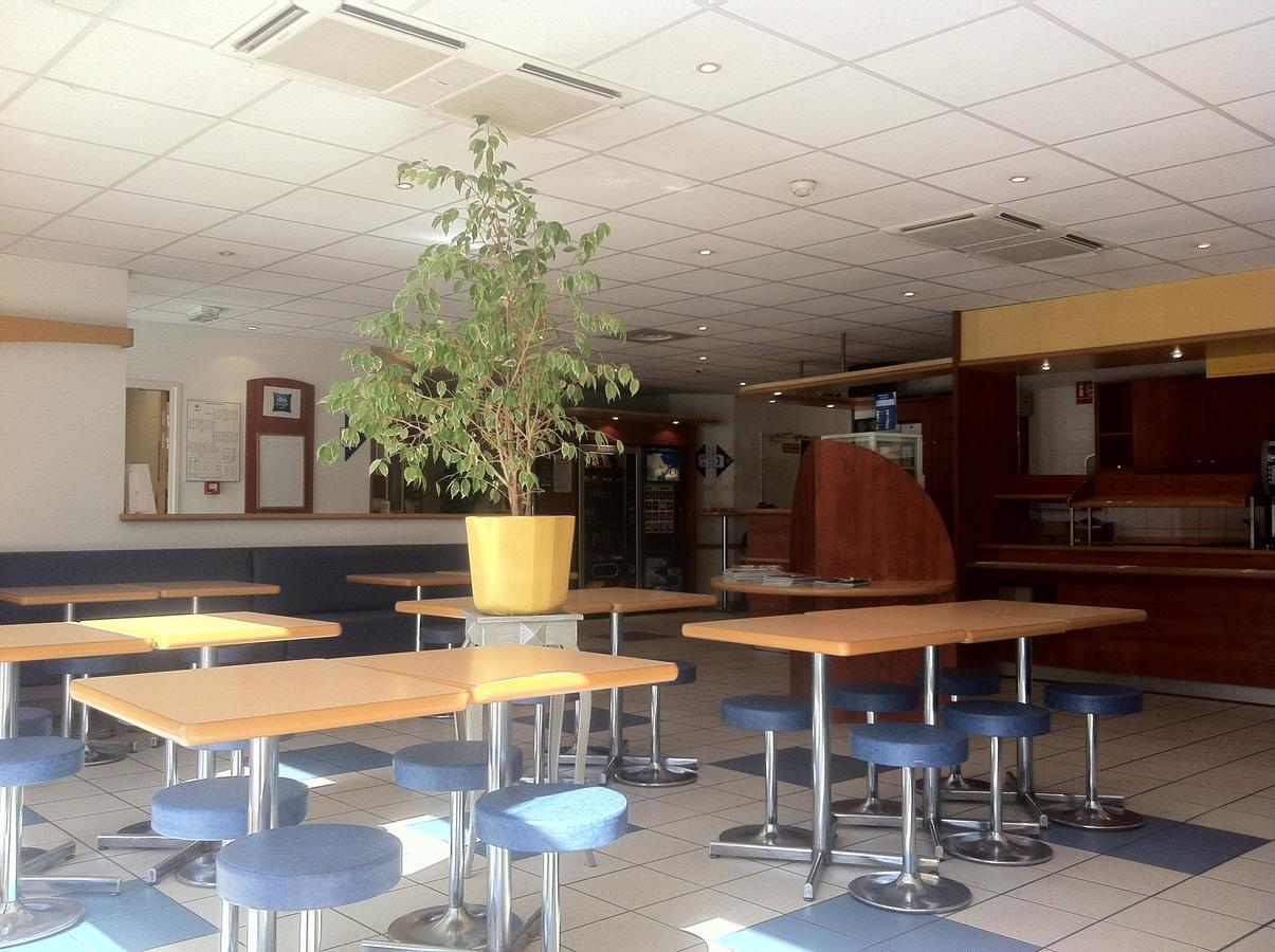 Ibis Budget Bezons Bagian luar foto