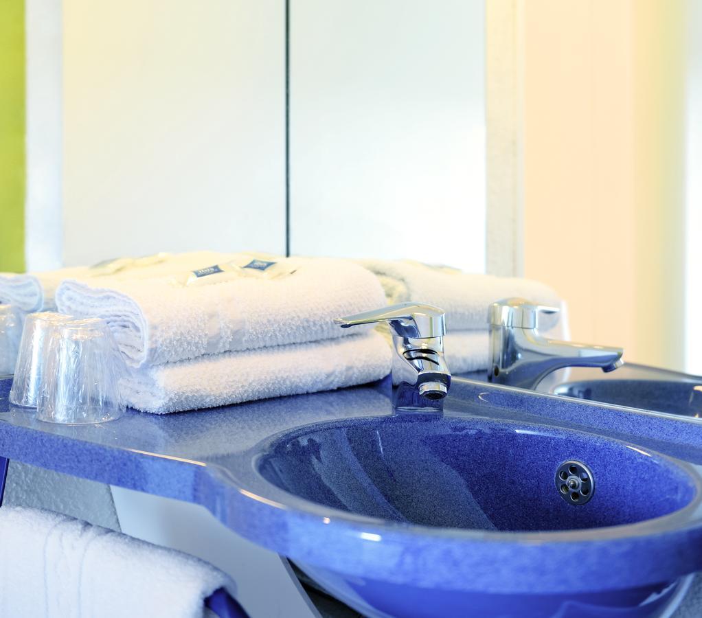 Ibis Budget Bezons Bagian luar foto