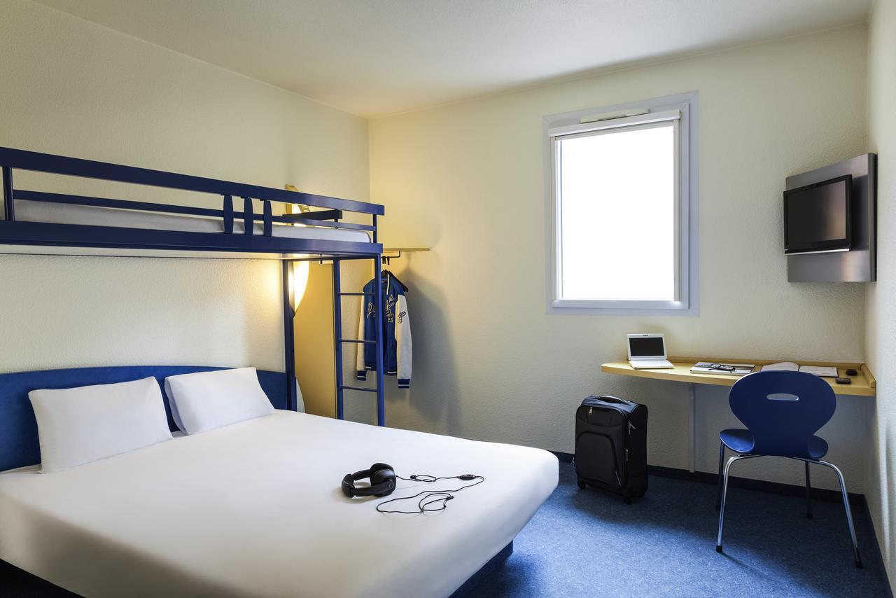 Ibis Budget Bezons Bagian luar foto