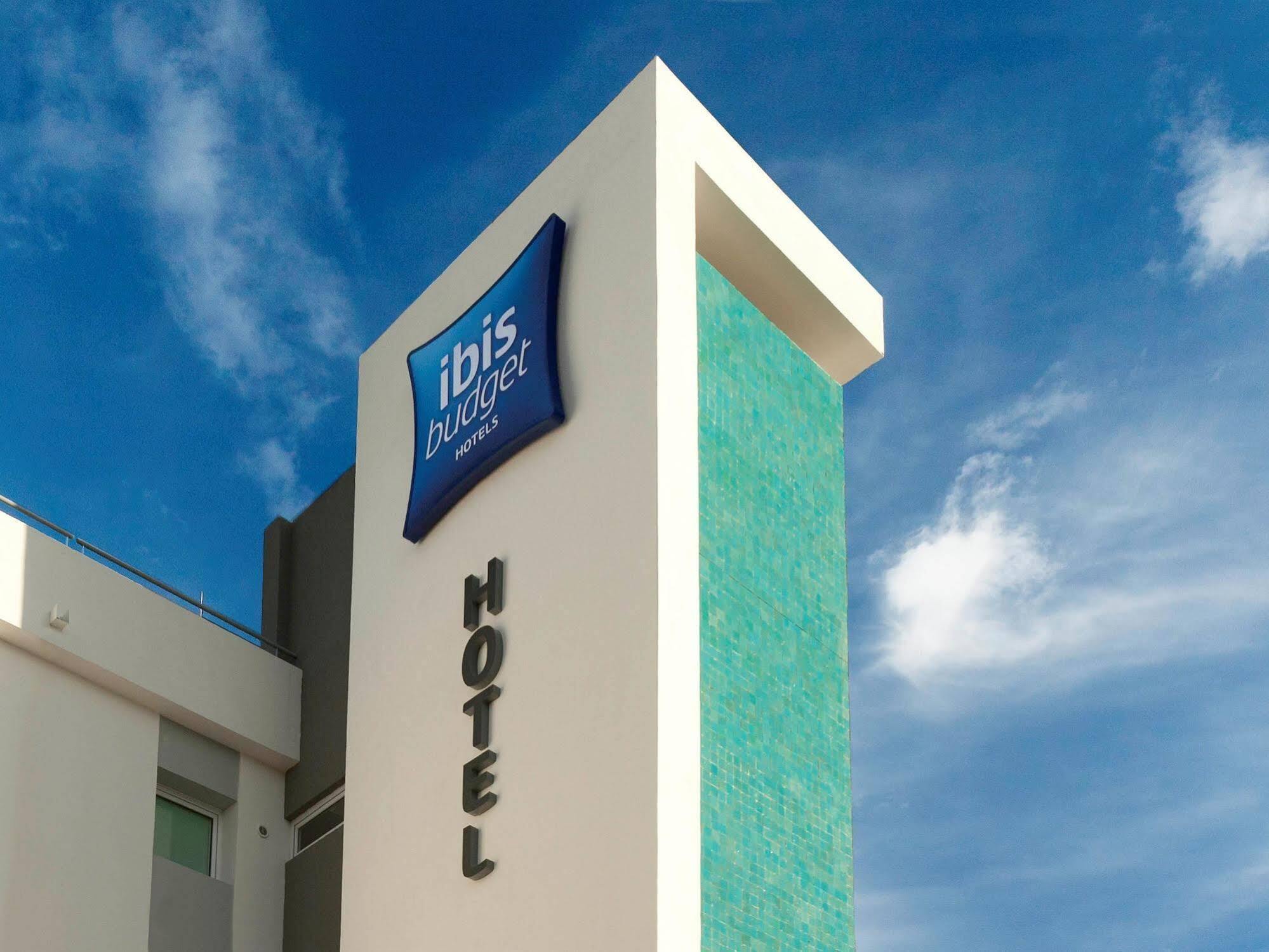 Ibis Budget Bezons Bagian luar foto